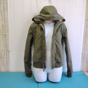 Hollister Women's Hooded Bomber Jacket Flannel Lined Size S